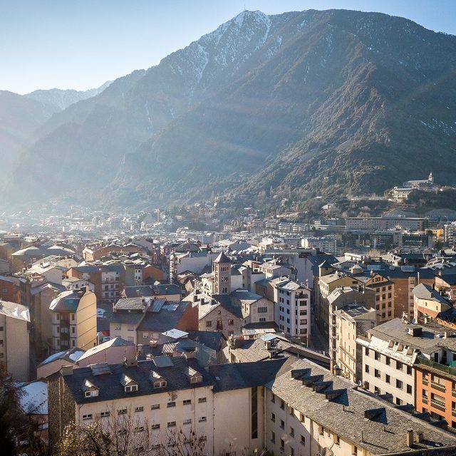 1 una economia avanzada edited 1