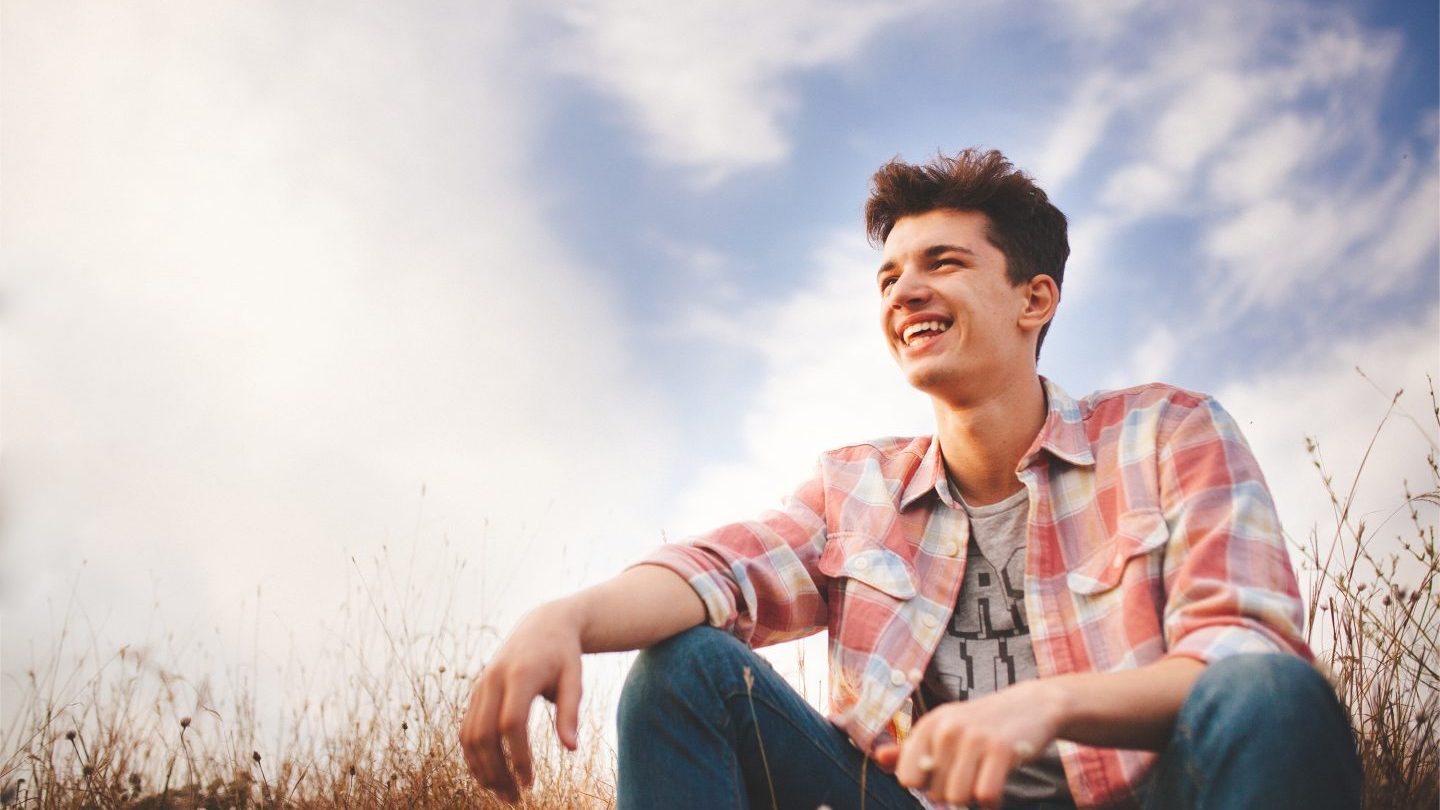 Plan Estudiante Asegurado 1 Personas EstudianteDinamico Header edited